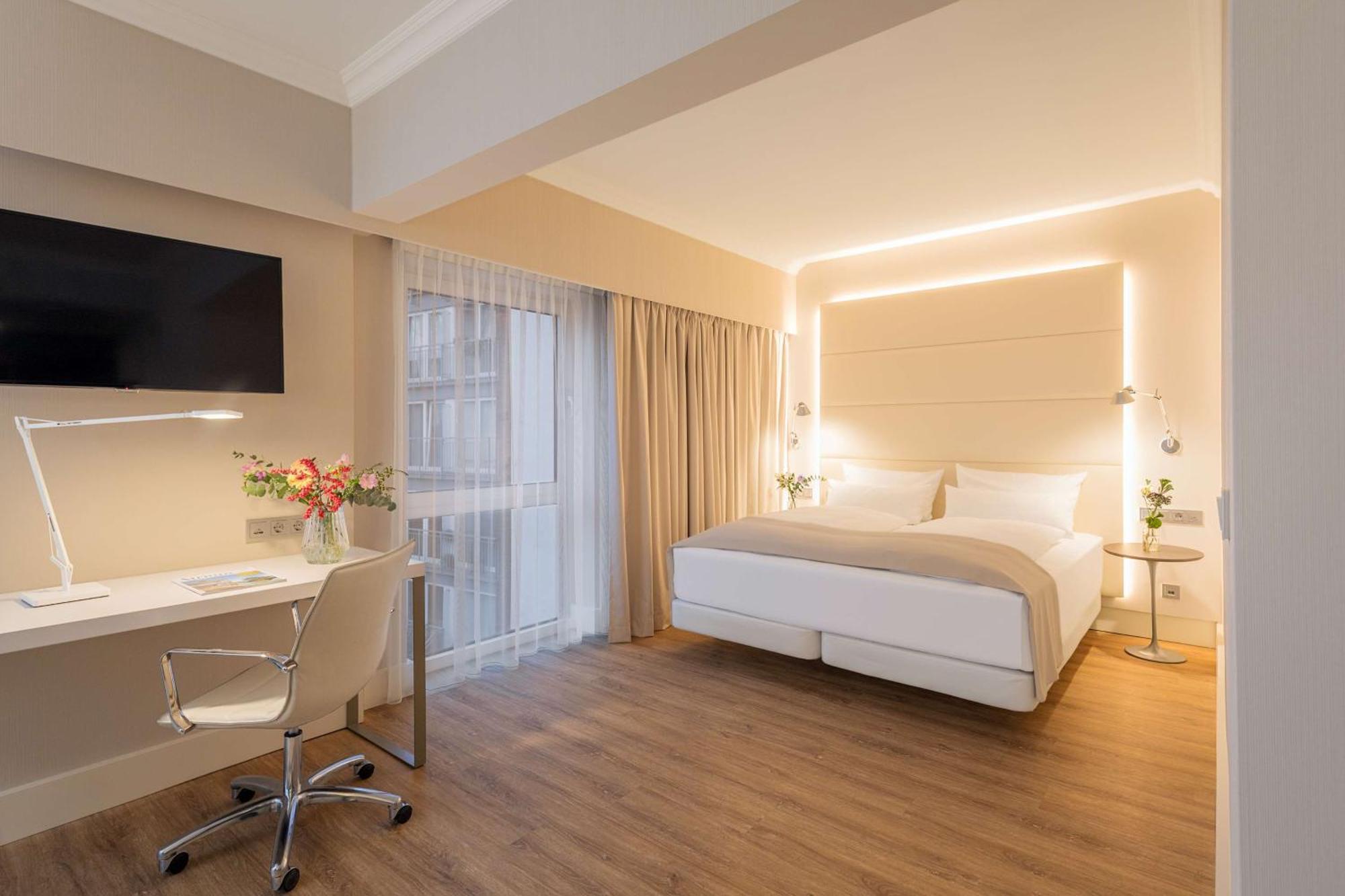 Nh Hamburg Mitte Hotell Eksteriør bilde